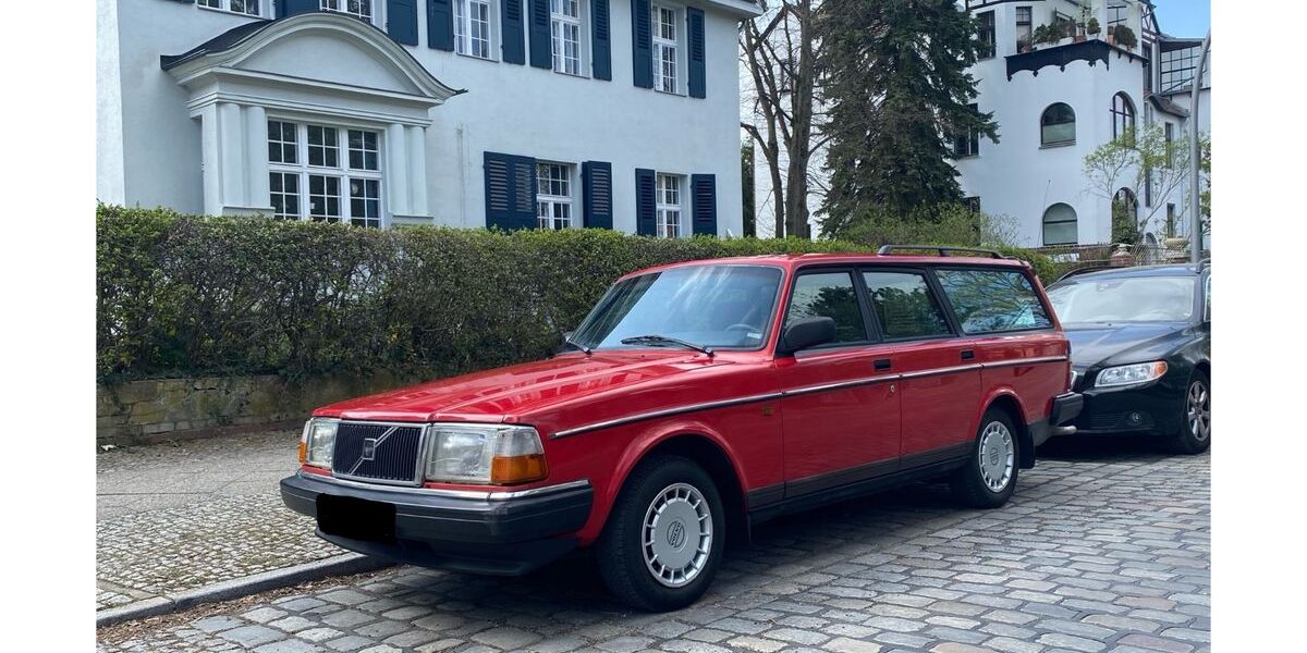 Volvo 240 361.000 km 6.550 &euro; Berlin 12165