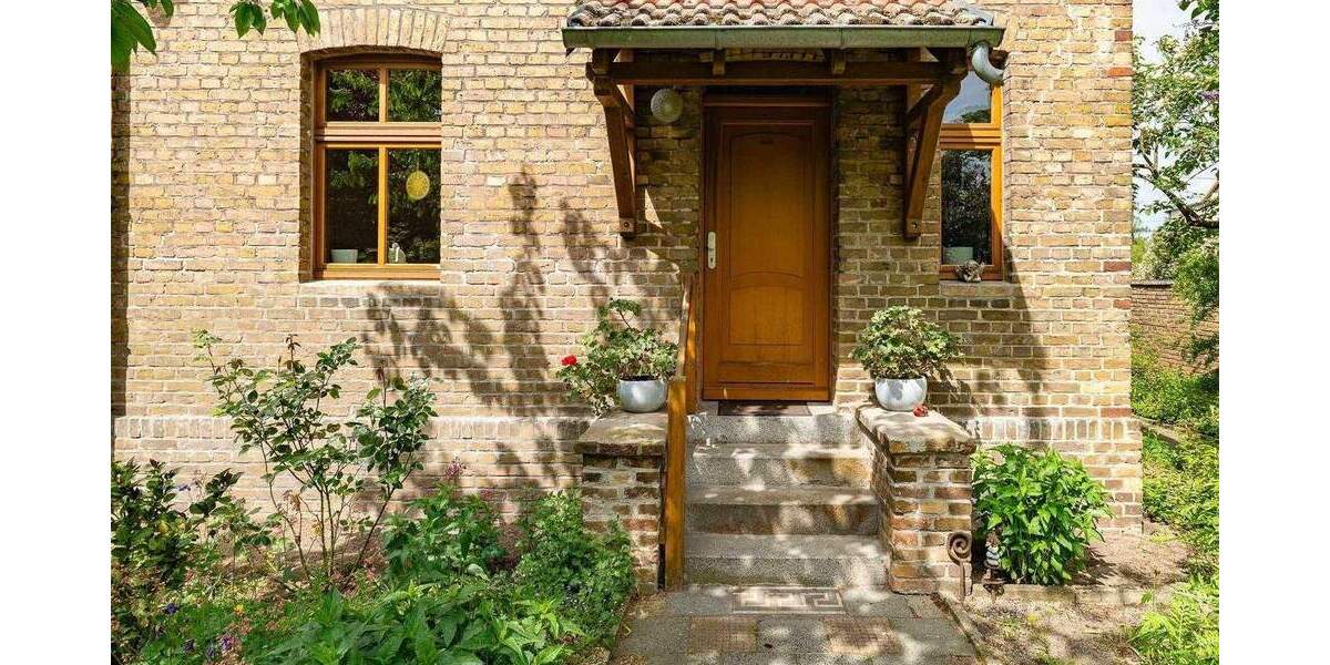 Doppelhaushälfte Ludwigsfelde Gröben - 6 Zimmer, 164 m&sup2;, 550.000&euro; | Angebot:25686511