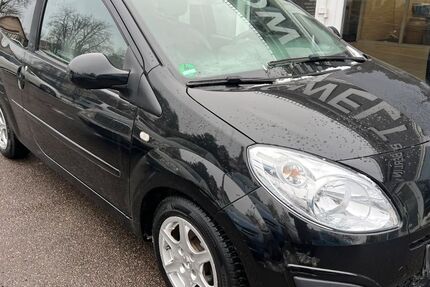 Renault Twingo 128.000 km 2.990 &euro; Berlin 12349