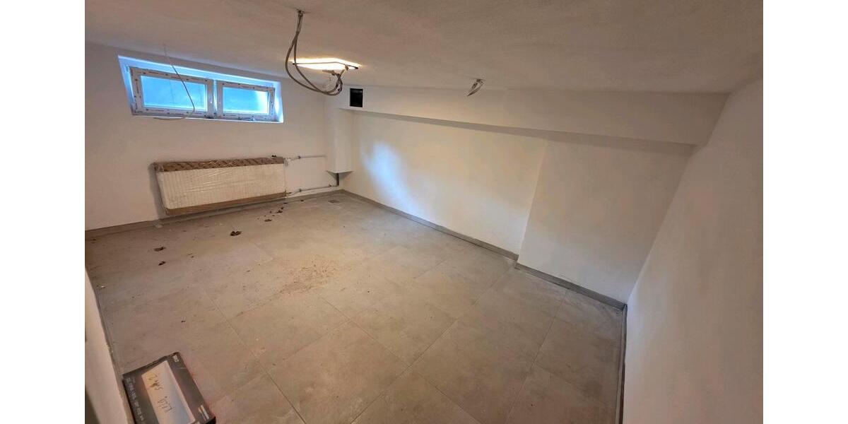 Doppelhaushälfte Berlin Spandau - 7 Zimmer, 145 m&sup2;, 3.150&euro; | Angebot:27635599