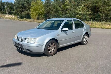 VW Bora 154.000 km 1.800 &euro; Blankenfelde-Mahlow 15831