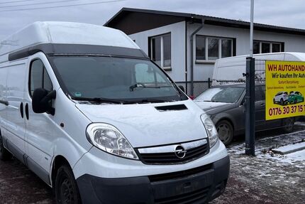 Opel Vivaro 199.000 km 6.700 &euro; berlin 12524