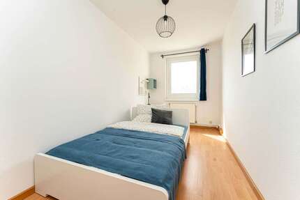 Zimmer Potsdam Stern - 630&euro; | Angebot:27573521