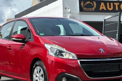 Peugeot 208 95.000 km 5.900 &euro; Berlin 12351