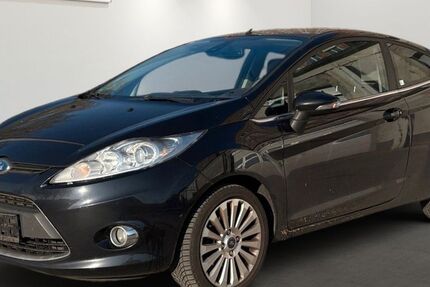 Ford Fiesta 92.751 km 3.299 € Berlin 12681