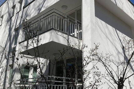 Bezugsfreie 2-Zimmer-Wohnung mit Balkon im Dianapark in Potsdam-Babelsberg nahe Berlin 2 zimmer