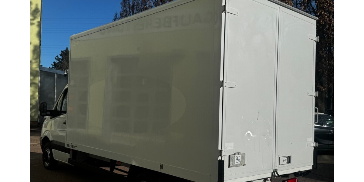 Mercedes-Benz Sprinter 203.651 km 11.990 &euro; Berlin 10178