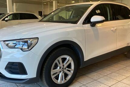 Audi Q3 148.868 km 17.450 &euro; Berlin 12349