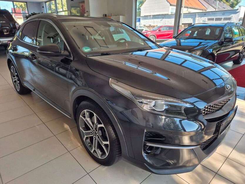 Kia XCeed 70.000 km 19.450 € Berlin 13127