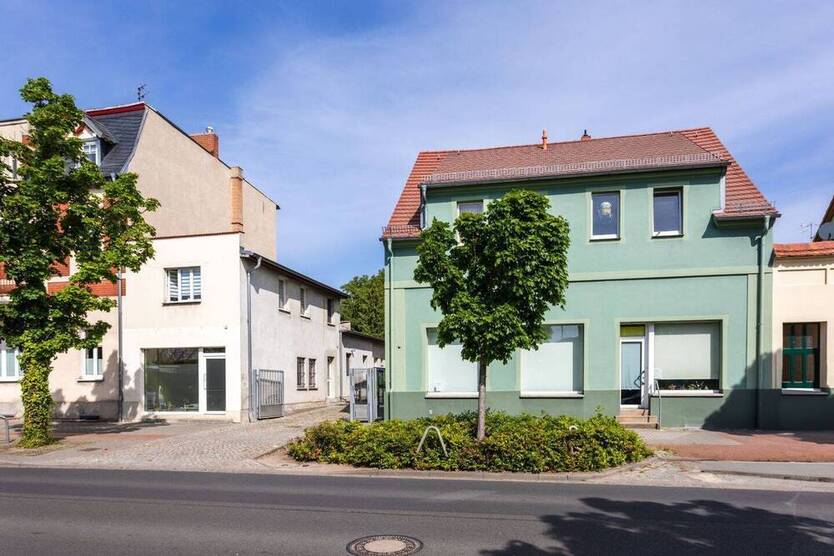 Charmantes Wohn- und Geschäftshaus Ensemble in bester Lage von Werder