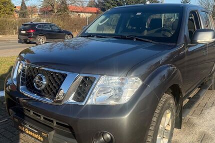 Nissan Navara 127.000 km 11.800 &euro; Berlin 13158
