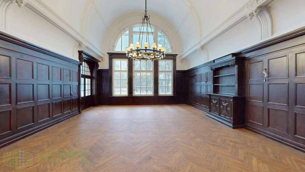 Schloss Siethen - Repräsentative Büro-, Kanzlei- oder Praxisräume in Seenähe 4 zimmer
