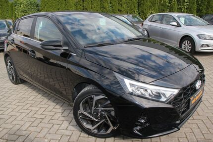 Hyundai i20 23.369 km 16.490 € Falkensee 14612