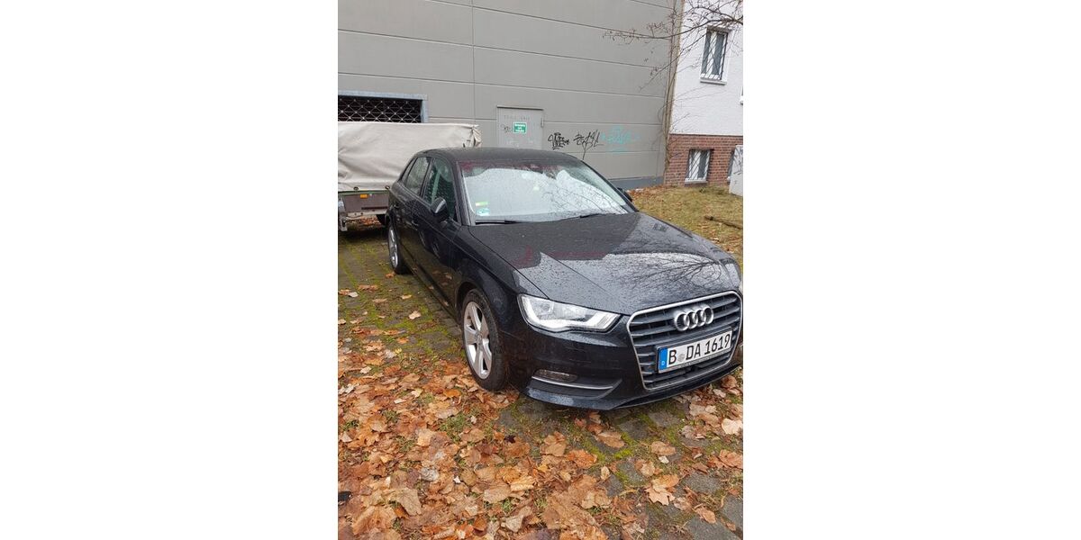 Audi A3 161.654 km 10.500 &euro; berlin 12157
