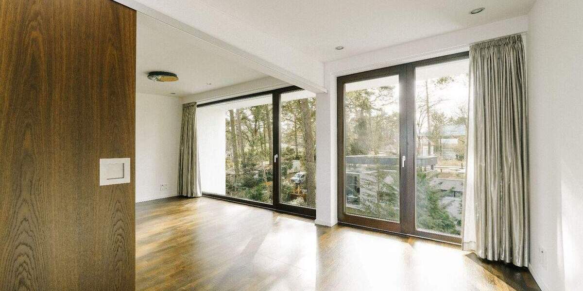 Einfamilienhaus Potsdam Groß Glienicke - 6 Zimmer, 252 m&sup2;, 1.900.000&euro; | Angebot:25337926