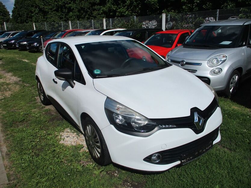 Renault Clio 95.000 km 5.990 € Mahlow 15831