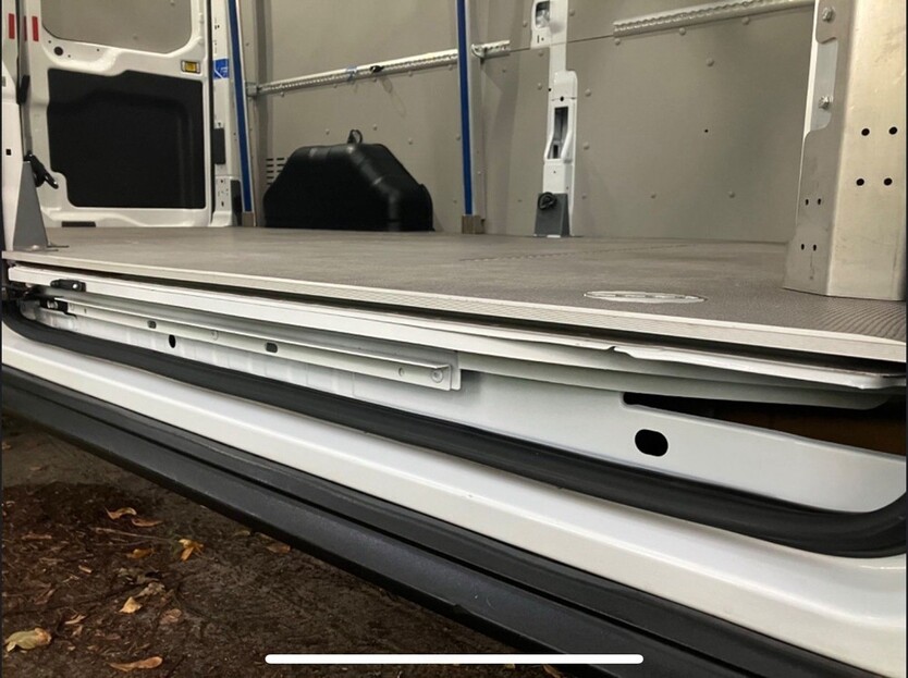 Ford Transit Kasten 49.840 km 24.500 € Berlin 10178