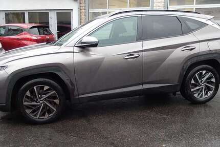 Hyundai TUCSON 37.000 km 21.990 &euro; Berlin 12203