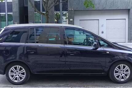 Opel Zafira 222.500 km 2.400 &euro; Berlin, Stadt 10585