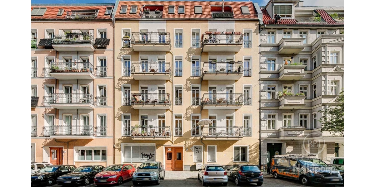 LICHTDURCHFLUTETE DACHGESCHOSSWOHNUNG MIT AUFZUG UND TERRASSE IN BEGEHRTER KIEZLAGE! - Dachgeschoßwohnung Berlin Friedrichshain | Angebot:26854784