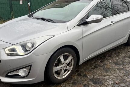 Hyundai i40 157.000 km 7.700 &euro; Berlin 13507