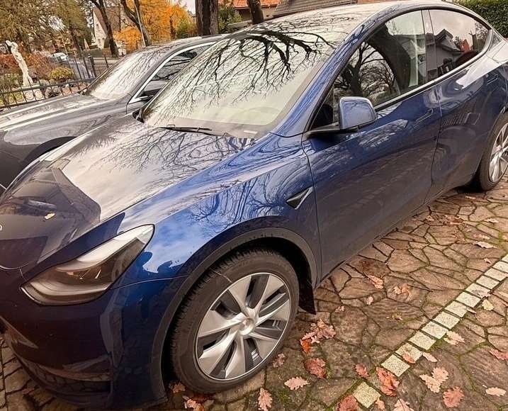 Tesla Model Y 34.900 km 37.900 € Falkensee 14612