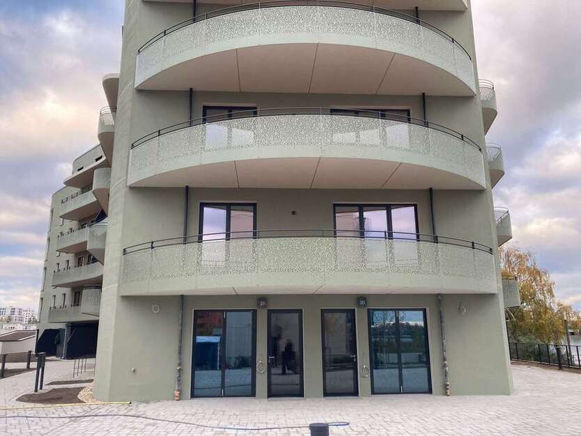 Wohnung zum Mieten in Berlin 1.966 € 93.61 m²