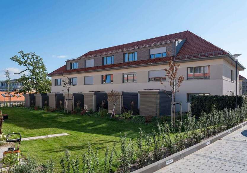 Haus zum Mieten in Wustermark 1.500 € 115.32 m²
