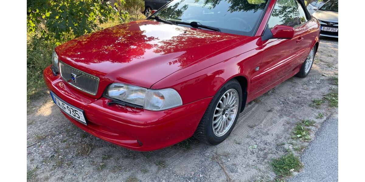 Volvo C70 98.200 km 11.750 &euro; Berlin 12524