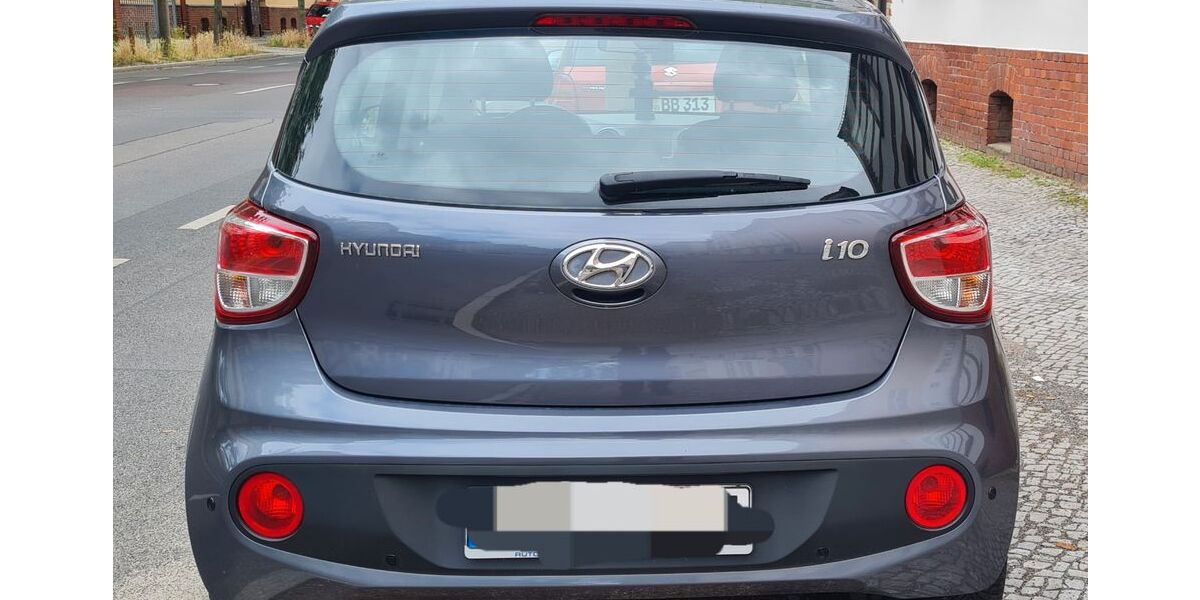 Hyundai i10 54.000 km 10.500 &euro; Potsdam 14482