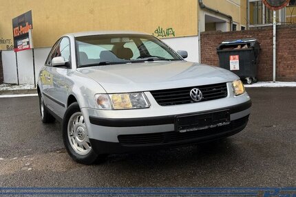 VW Passat Comfortline*TÜV05/26*Leder*Service Neu! 227.023 km 1.890 &euro; Berlin 13187