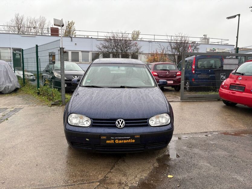 VW Golf 158.000 km 3.500 € Berlin 12309