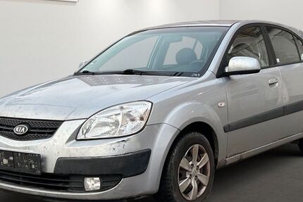 Kia Rio 93.331 km 1.799 &euro; Berlin 12681