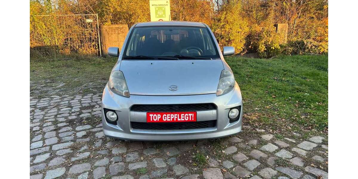 Daihatsu Sirion 158.912 km 1.799 € Berlin 12043