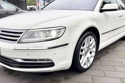 VW Phaeton 217.000 km 8.999 € Potsdam 14480
