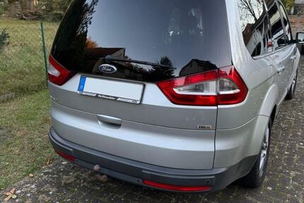 Ford Galaxy 168.814 km 4.300 € Falkensee 14612