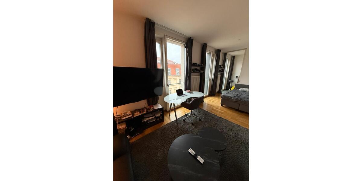 Etagenwohnung Berlin Mitte - 1 Zimmer, 40 m&sup2;, 1.199&euro; | Angebot:24511662
