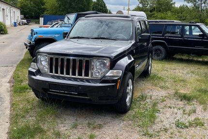 Jeep Cherokee 182.000 km 9.975 &euro; Trebbin 14959
