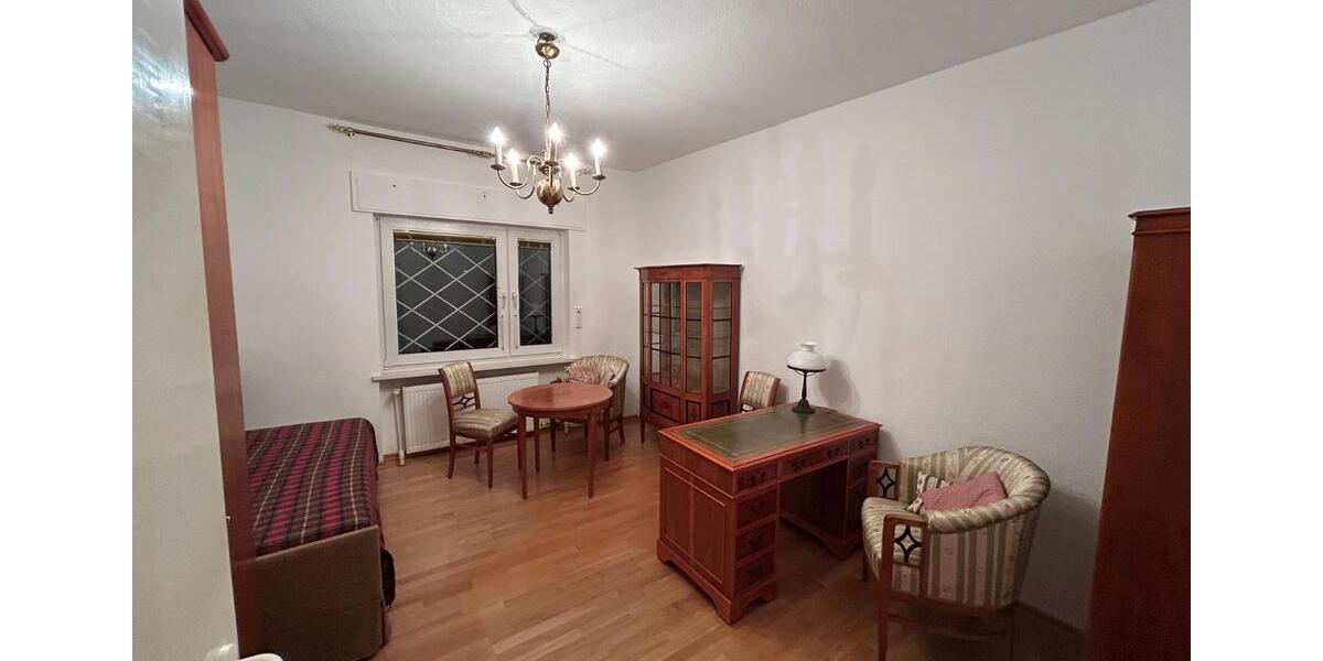Bungalow Berlin Steglitz-Zehlendorf - 5.5 Zimmer, 160 m&sup2;, 2.500&euro; | Angebot:26644854