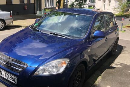 Kia ceed / Ceed 133.000 km 2.099 &euro; Berlin Steglitz 12167
