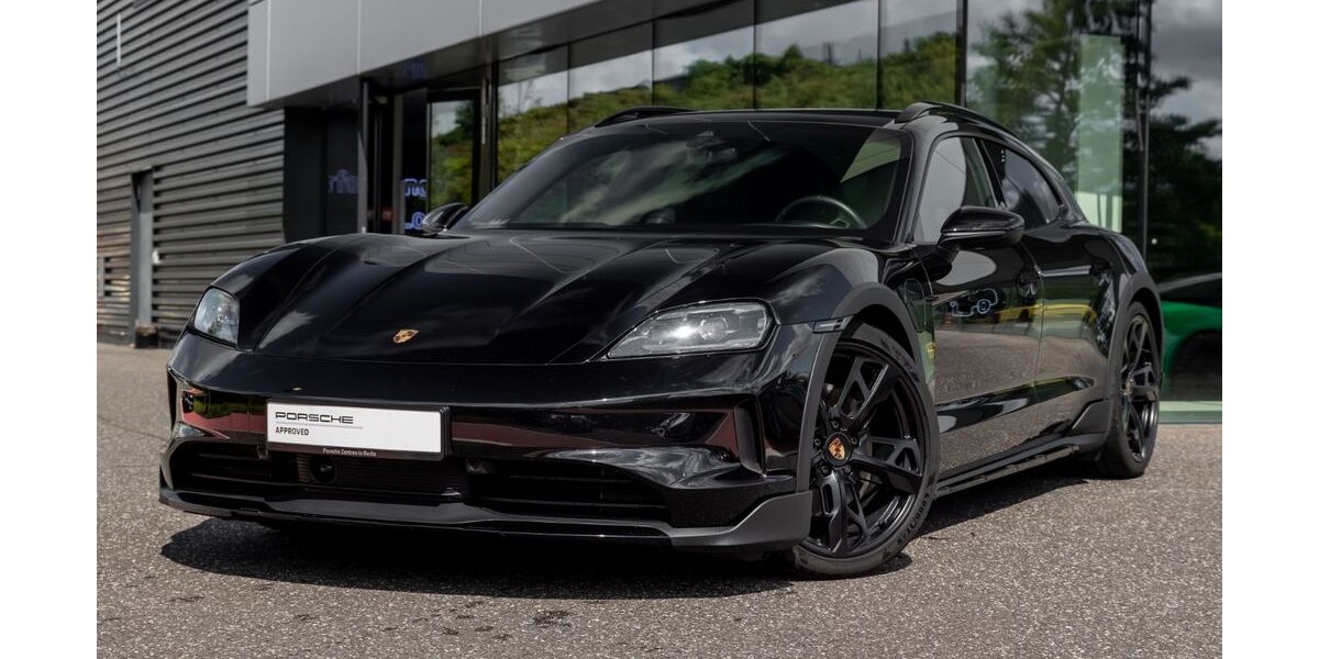 Porsche Taycan 23.900 km 94.900 € Berlin 12487