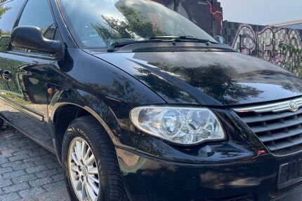 Chrysler Grand Voyager 445.000 km 1.980 &euro; Berlin 13353