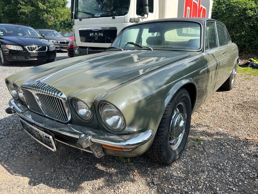 Jaguar Daimler 40.000 km 12.000 € Berlin 12109