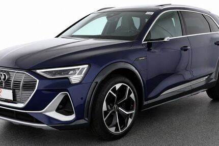 Audi e-tron 38.656 km 39.480 &euro; Berlin 12103