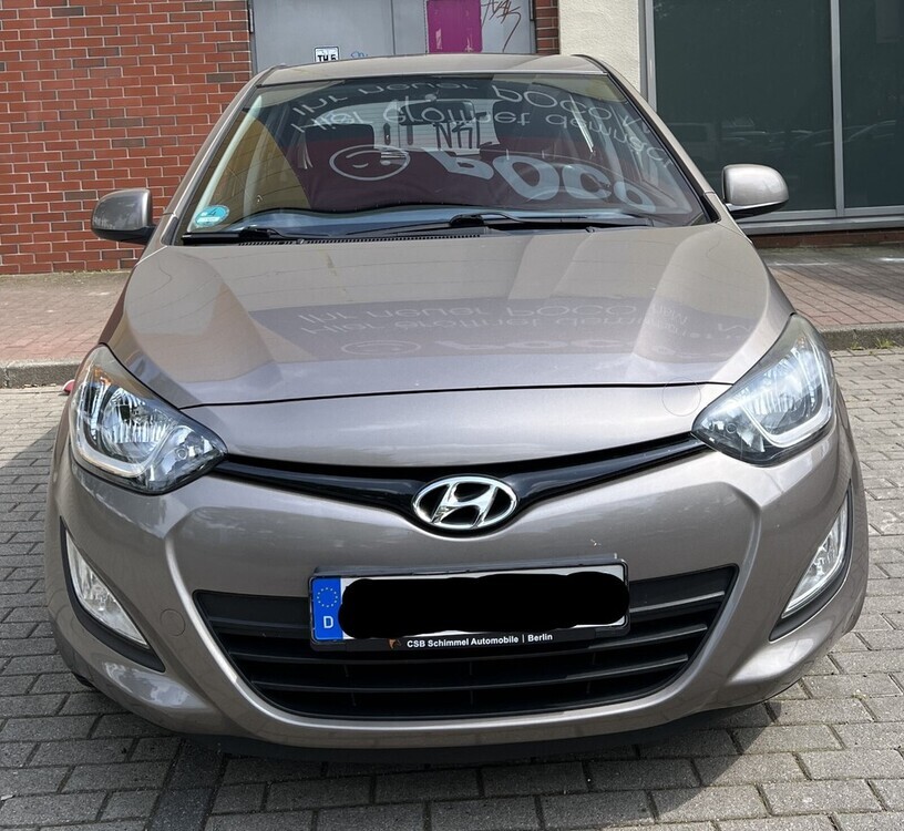 Hyundai i20 103.249 km 6.000 € Berlin 10178