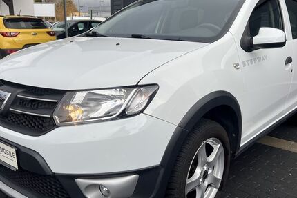 Dacia Sandero 92.000 km 7.970 &euro; Nauen 14641