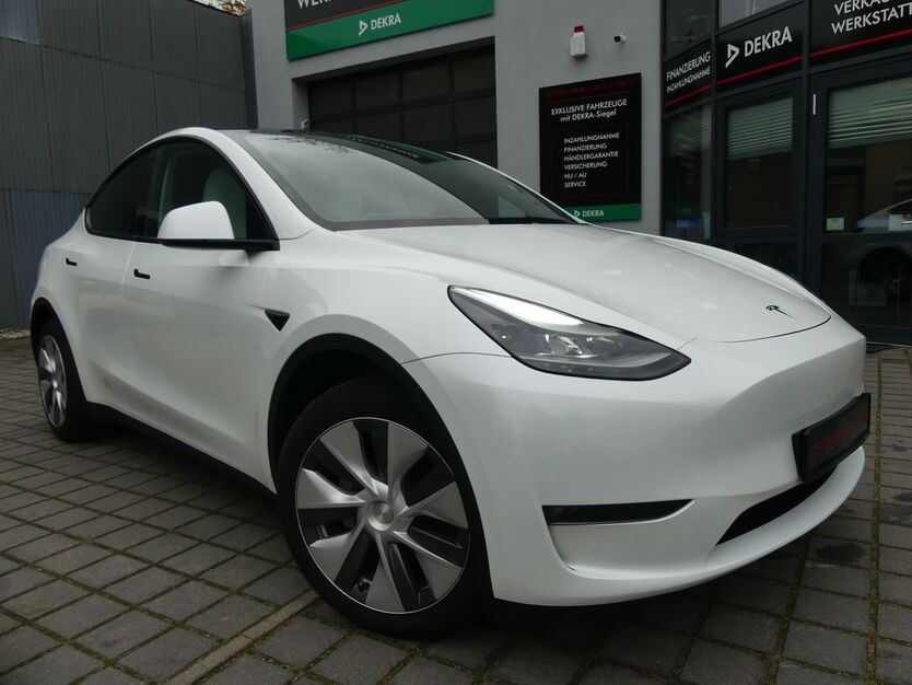 Tesla Model Y 19.856 km 40.800 € Berlin 13156