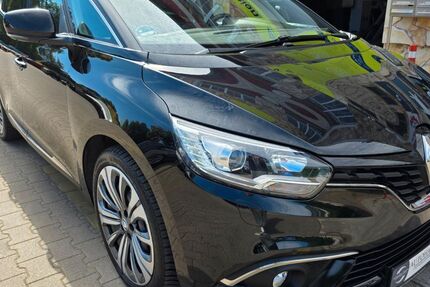 Renault Scenic 183.240 km 7.950 &euro; Berlin 12059