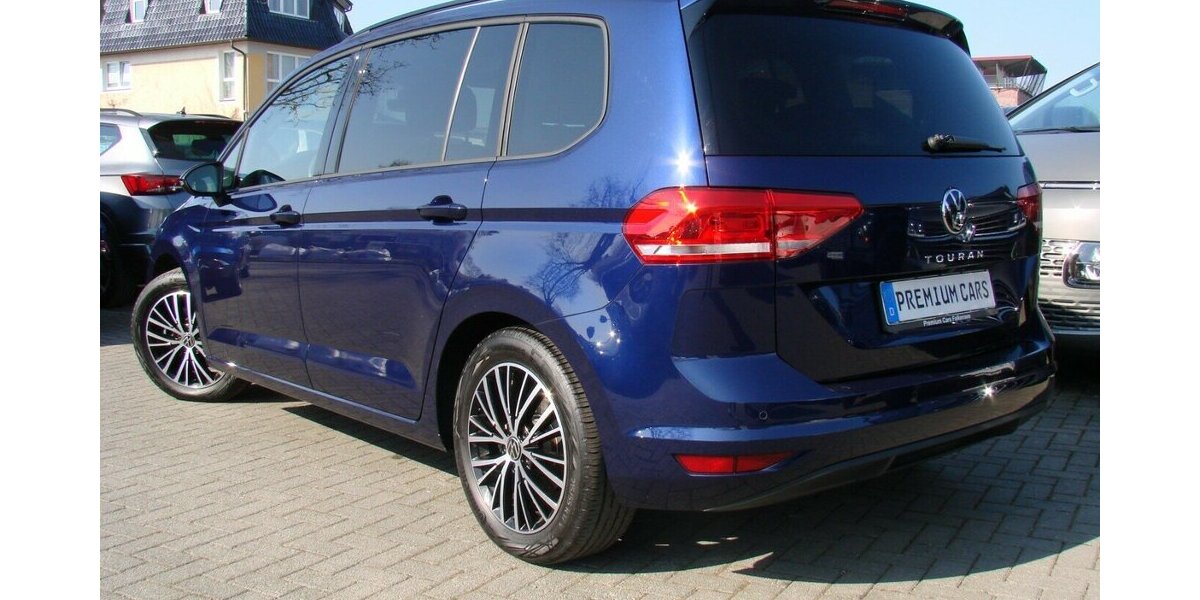 VW Touran 1.5TSi Comfortline 7-Sitzer LED ACC Standhe 18.601 km 31.980 &euro; Falkensee 14612