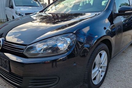 VW Golf 159.953 km 8.888 &euro; Berlin 12559